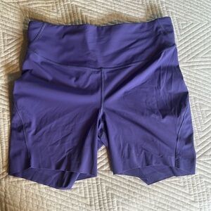 Lululemon base pace HR bike short 6”